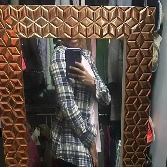 Super Comfy! Girl Krazy Flannel Button Down Long Sleeve Top / Women’s Size Small - Picture 14 of 15